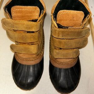 Sorel Kids Tan and Black Velcro Boots
